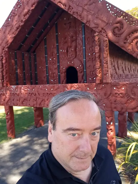 Lucian, international tour guide in Rotorua-New Zeeland
